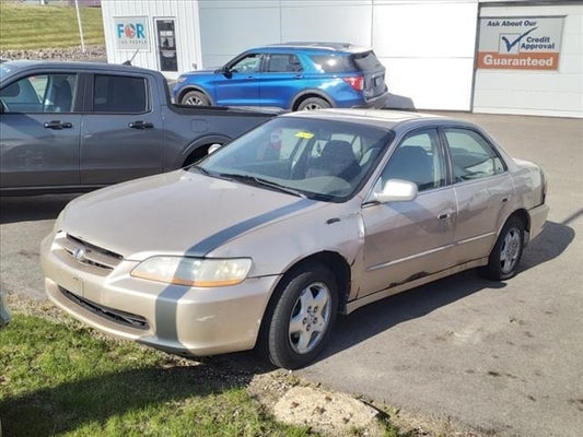 Used 2000 Honda Accord EX Leather with VIN 1HGCG1652YA095752 for sale in Minneapolis, Minnesota