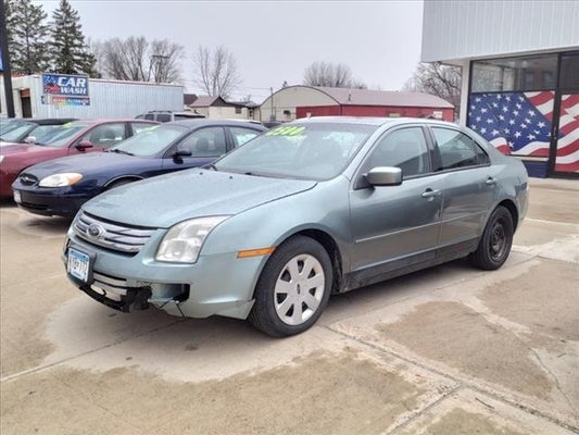 Used 2006 Ford Fusion SE with VIN 3FAFP07Z96R219743 for sale in Zumbrota, Minnesota