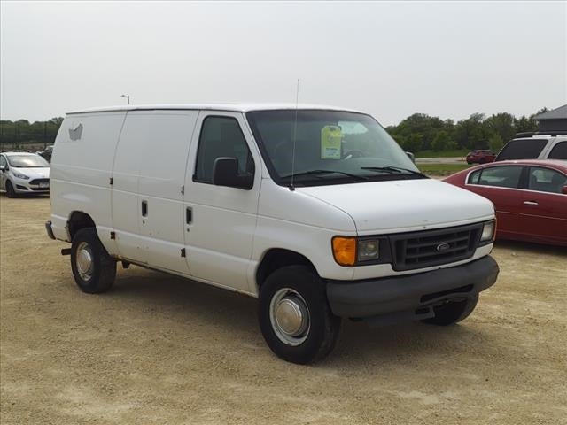 Used 2005 Ford Econoline Van Commercial with VIN 1FTSE34S35HA33008 for sale in Zumbrota, Minnesota